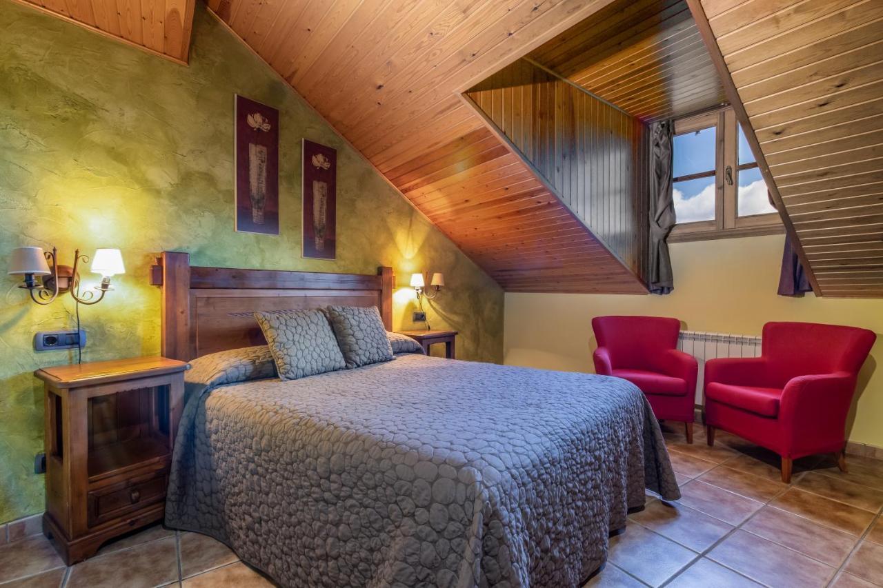 Apartamentos Casa Rivera Aínsa المظهر الخارجي الصورة